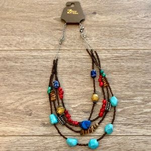 🍁🍂Beautiful stone and beaded necklace🍁🍂